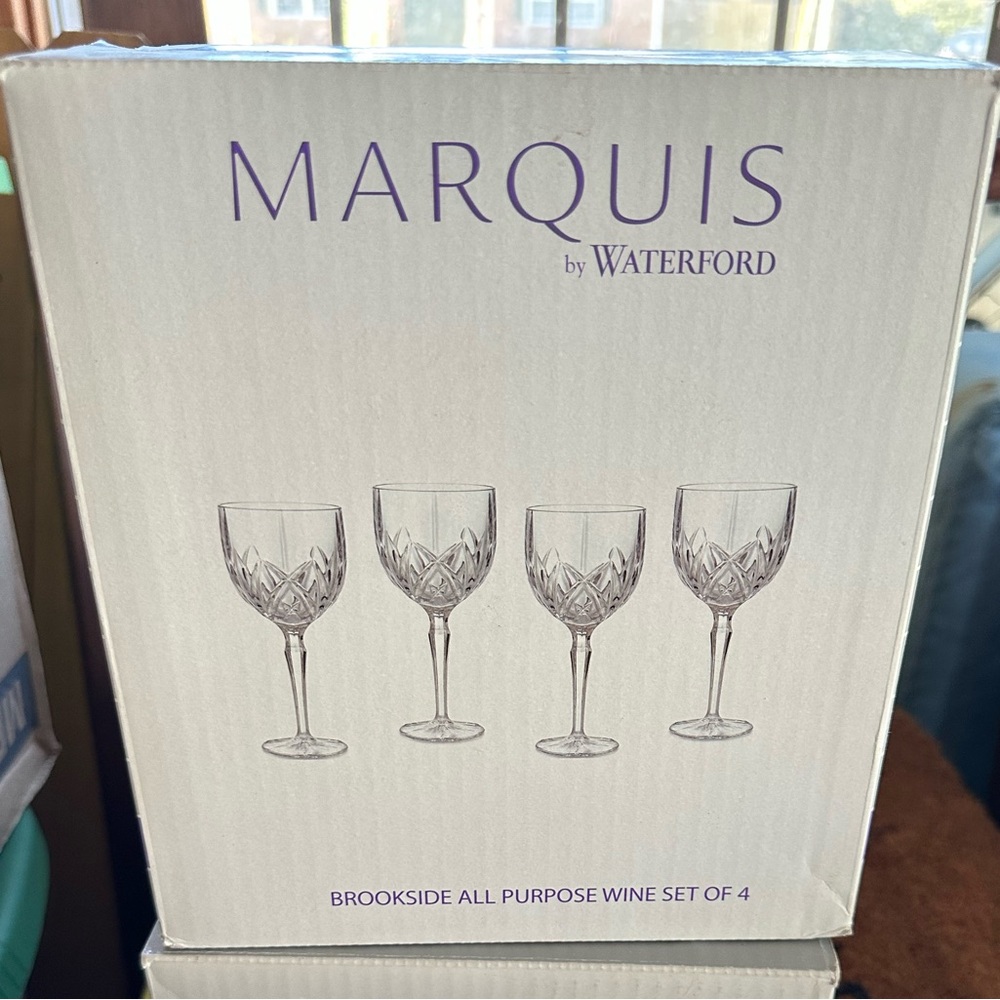 Goblets - Set of 4 - Marquis by Waterford (Clear)